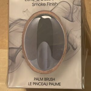 NEW Artis Elite Palm Makeup Brush